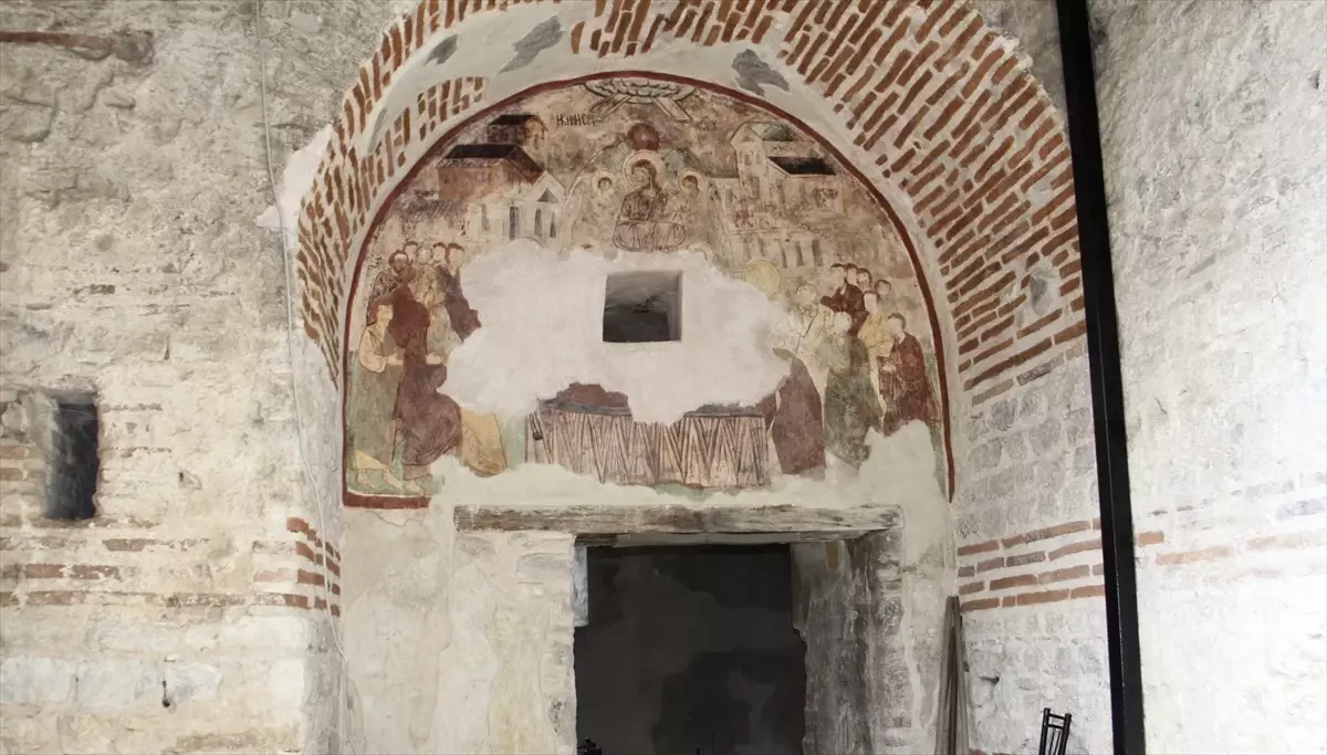 700 yillik kilise restore edildi xFB1UH14