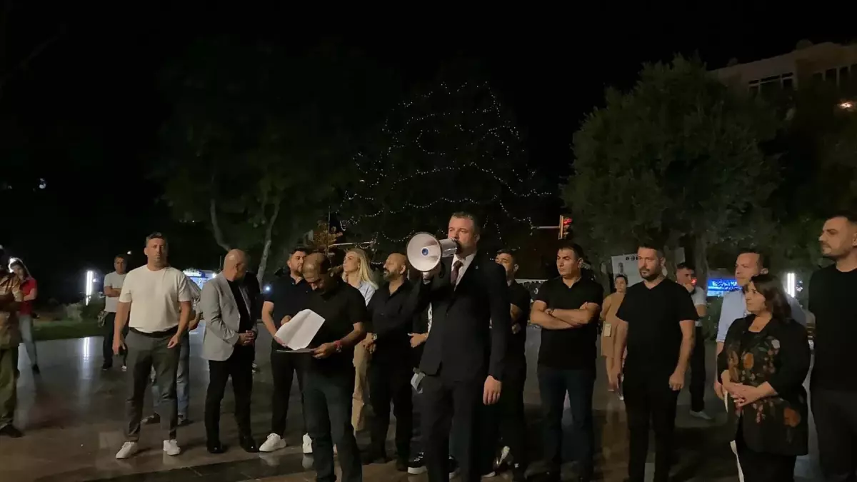 buca belediyesinde is birakma eylemi sona erdi 6slIPRb2