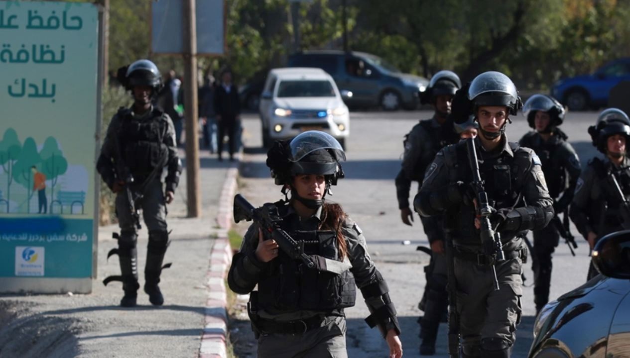 israil ordusu bati seriada filistinli kamyon soforunu oldurdu RSWwuzb7