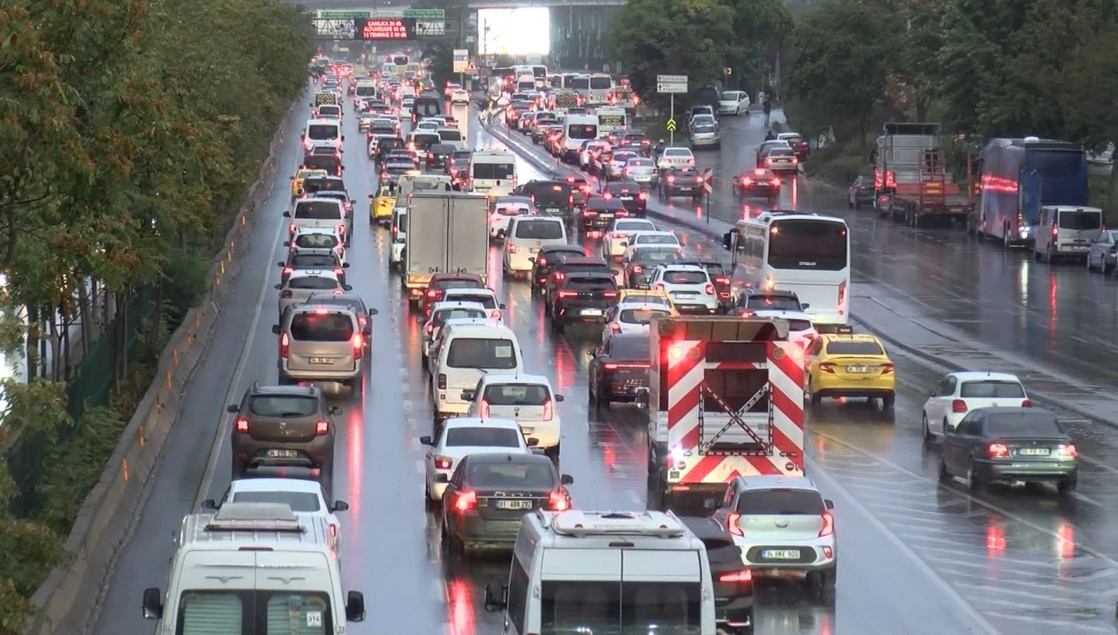 araba sattiracak trafik cezalari meclisin gundemine geliyor ArJ77LrY.jpg