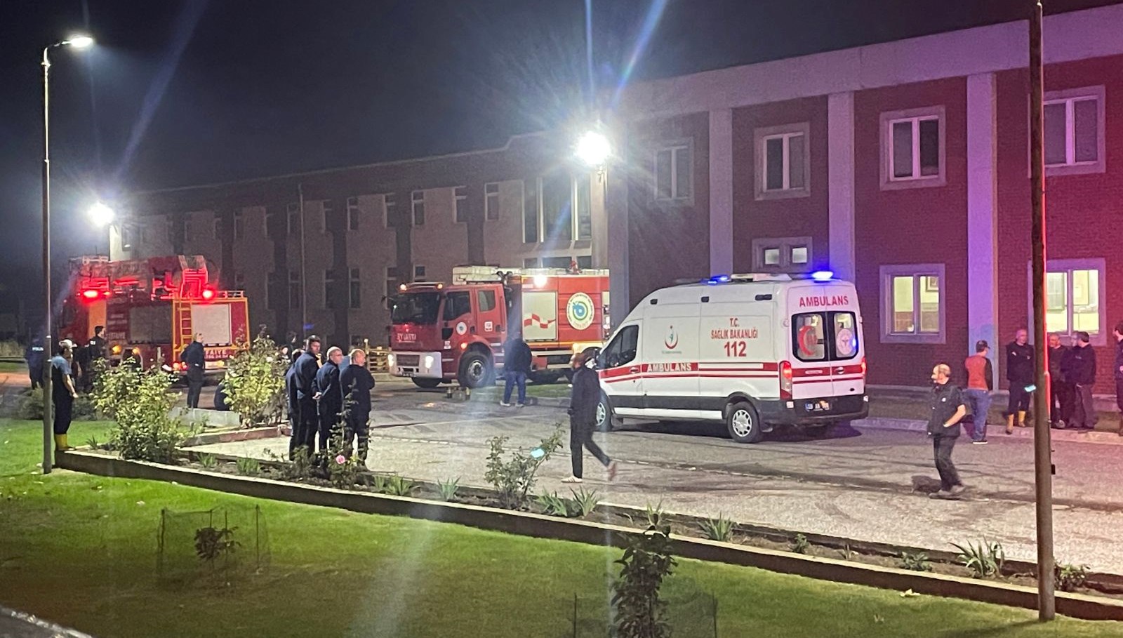 fabrikada baca yangini iki kisi hastaneye kaldirildi WMkppRKi.jpg