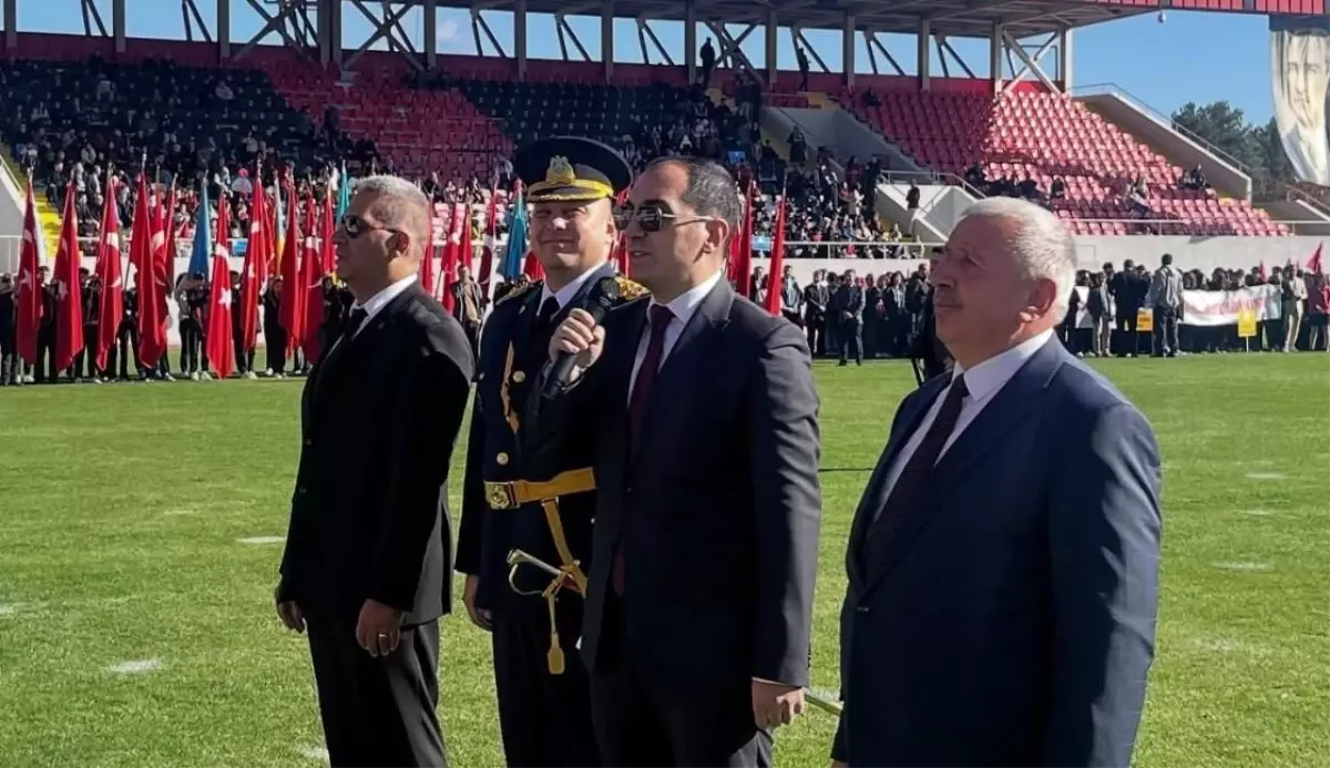 tavsanlida coskulu cumhuriyet bayrami kutlamasi uGLWVeNm.jpg