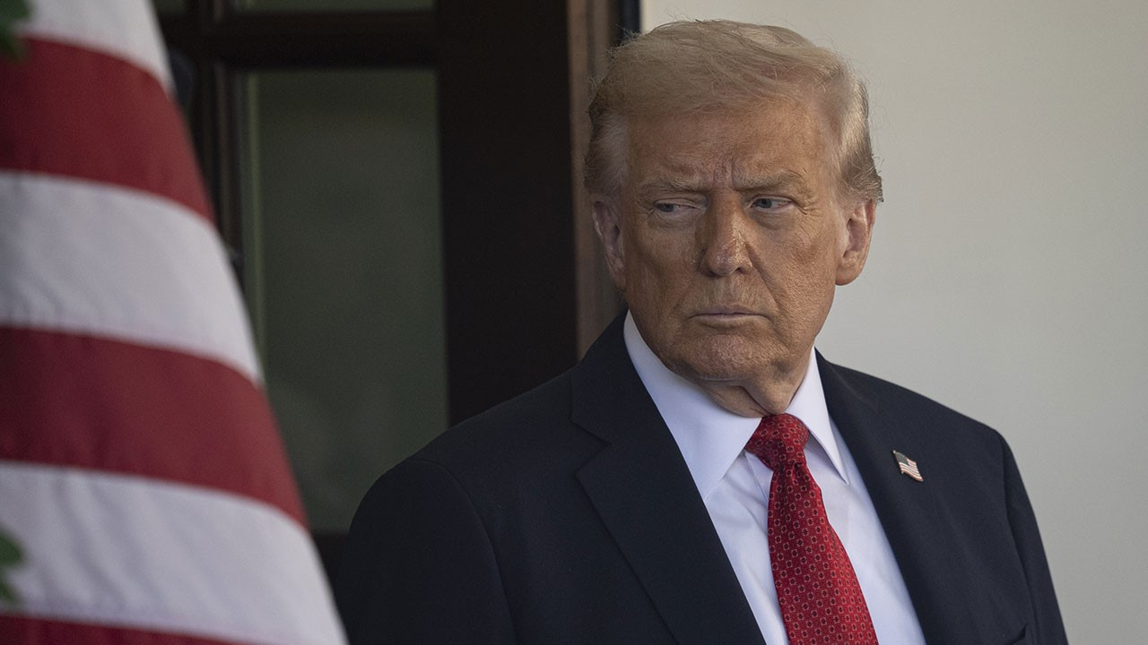 trumptan demokratlara sartli gorusme once hukumeti acin glA4Gy3I.jpg