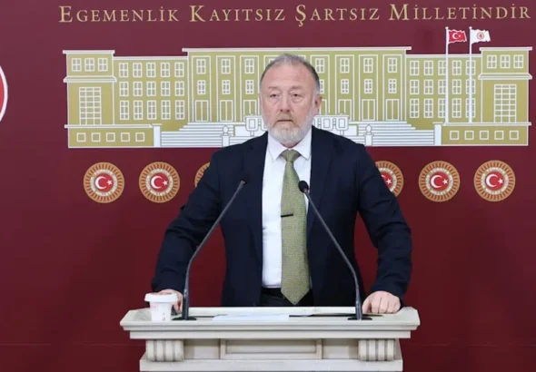 dem-partiden-iktidara-12-yargi-paketi-elestirisi-ekime-kaldigini-dile-getiriyorlar-kDtHIBeh