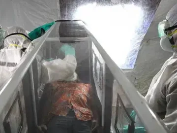 Ebola Virüsü Hakkında Bilmeniz Gerekenler: Belirtileri ve Bulaşma Yöntemleri