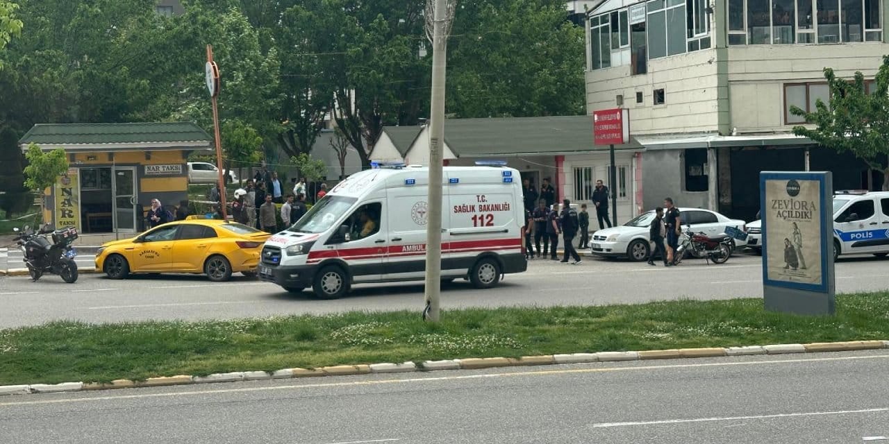 sokak-ortasinda-agabeyine-kursun-yagdirdi-xOUCcKSA